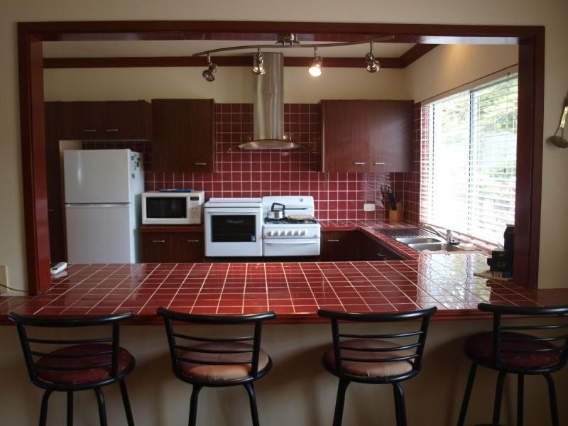 33 Nicholson Street, Emu Park QLD 4710