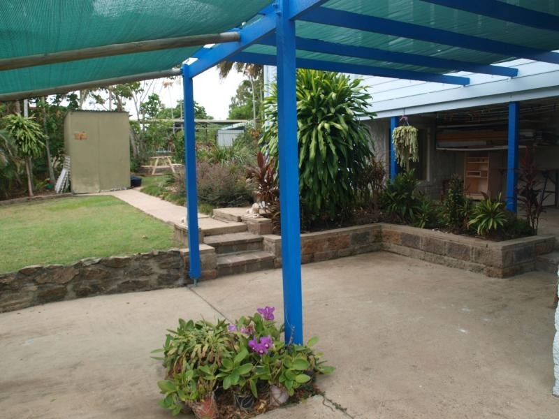 33 Nicholson Street, Emu Park QLD 4710