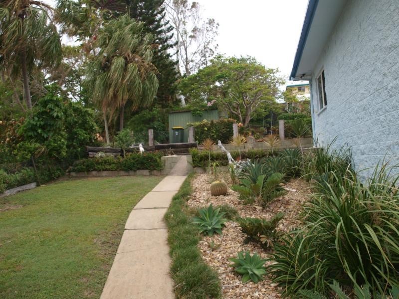 33 Nicholson Street, Emu Park QLD 4710