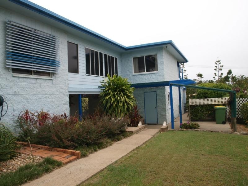 33 Nicholson Street, Emu Park QLD 4710