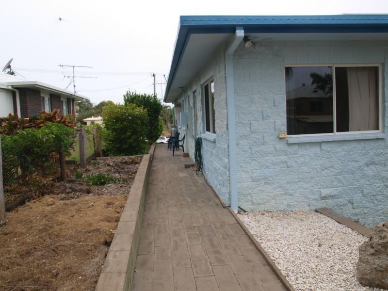 33 Nicholson Street, Emu Park QLD 4710