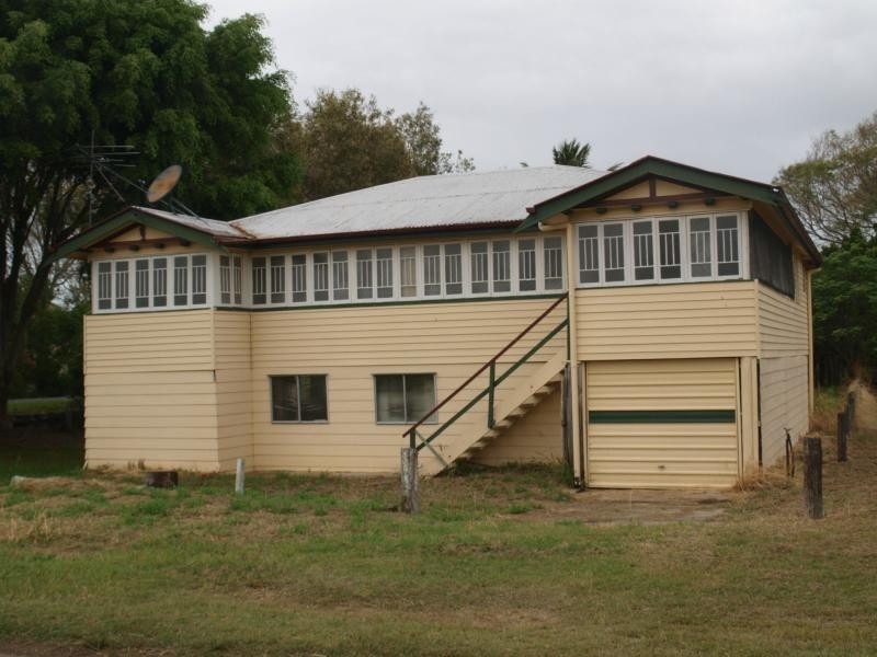 30 Roden Street, Keppel Sands QLD 4702