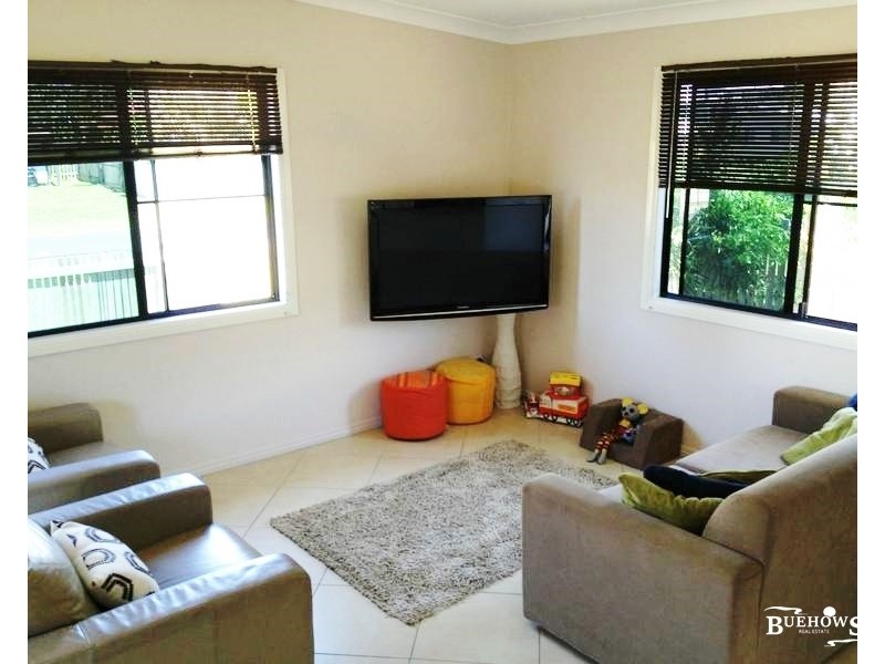 11 Dingwall Street, Keppel Sands QLD 4702
