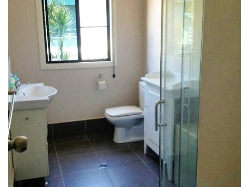 11 Dingwall Street, Keppel Sands QLD 4702