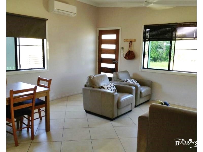 11 Dingwall Street, Keppel Sands QLD 4702