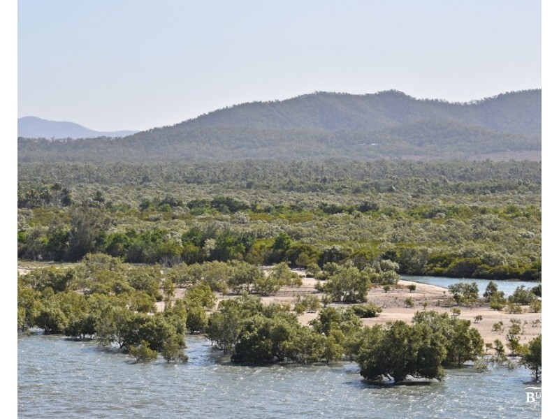 11 Dingwall Street, Keppel Sands QLD 4702