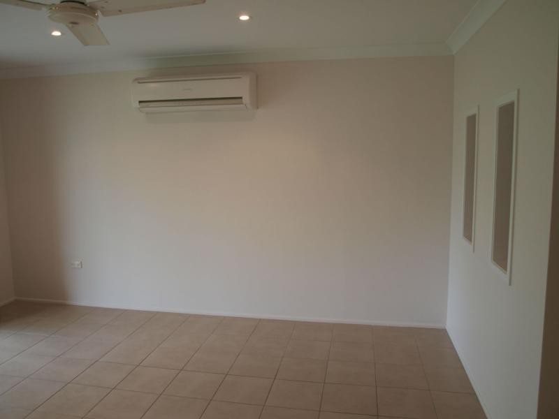 16 William Street, Emu Park QLD 4710