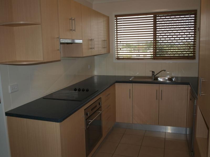 16 William Street, Emu Park QLD 4710