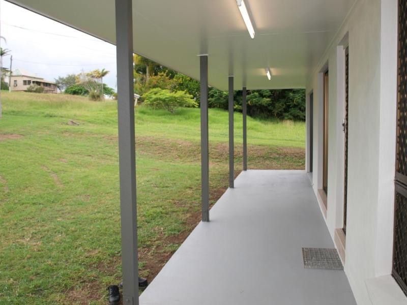 16 William Street, Emu Park QLD 4710