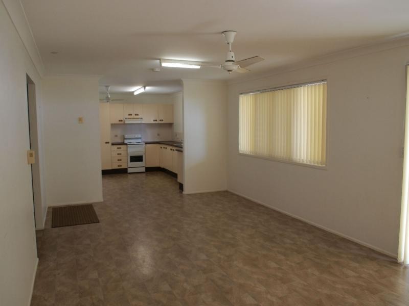 Unit 3/25-27 Richard Street, Emu Park QLD 4710