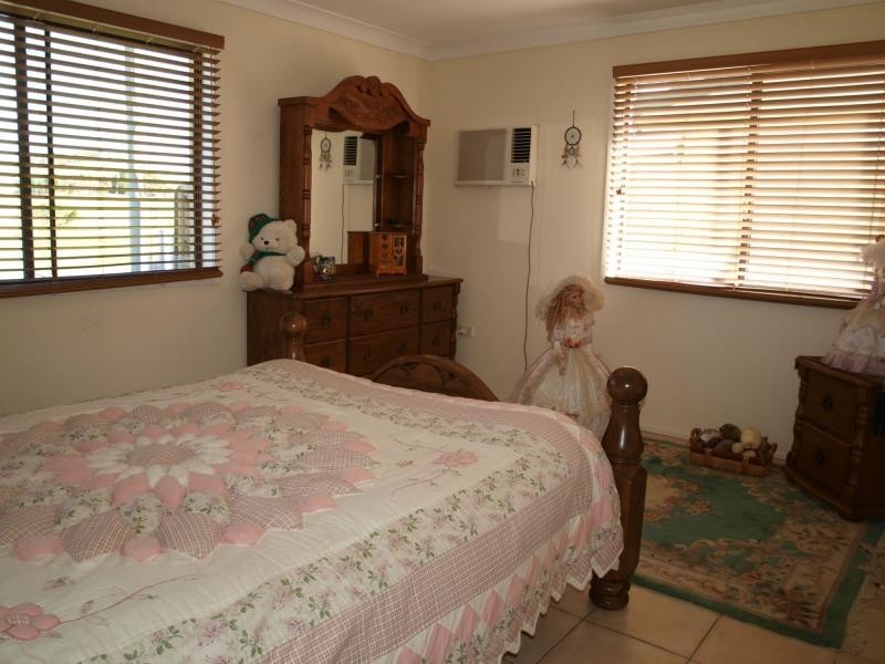 25 Brown Street, Emu Park QLD 4710