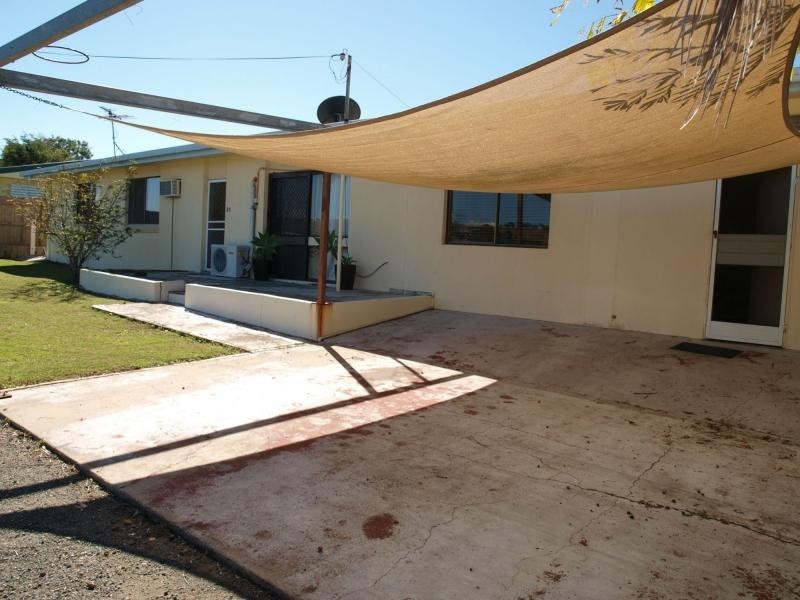 25 Brown Street, Emu Park QLD 4710