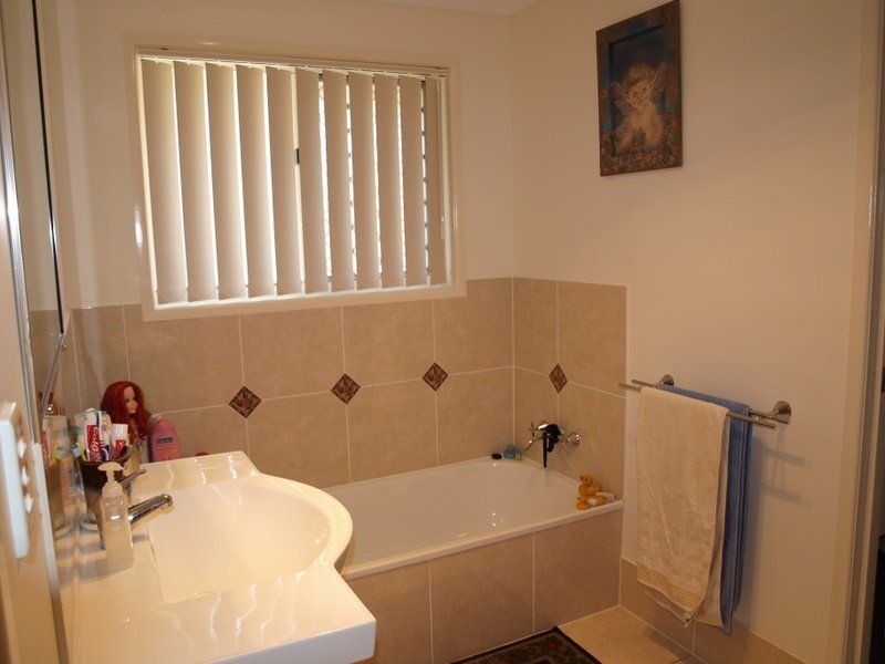 1 Haven Road, Emu Park QLD 4710