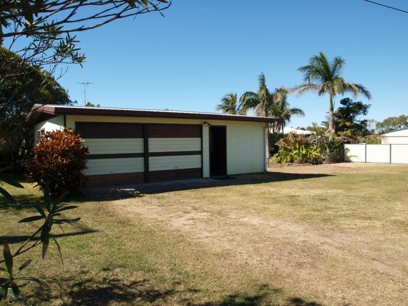 20 Crane Street, Emu Park QLD 4710