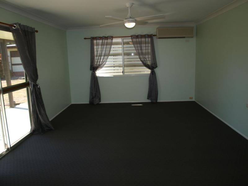 20 Crane Street, Emu Park QLD 4710