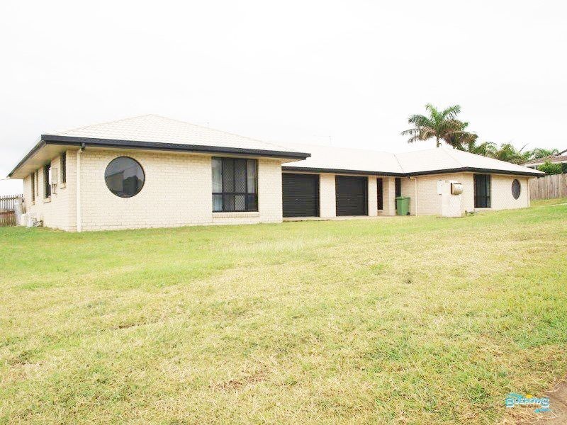 Unit 2/62-64 Hewitt Street, Emu Park QLD 4710