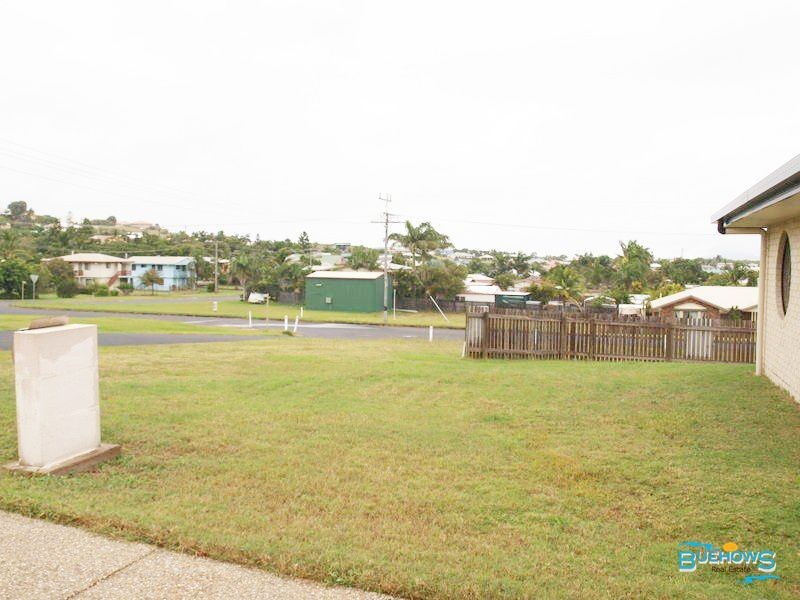Unit 2/62-64 Hewitt Street, Emu Park QLD 4710