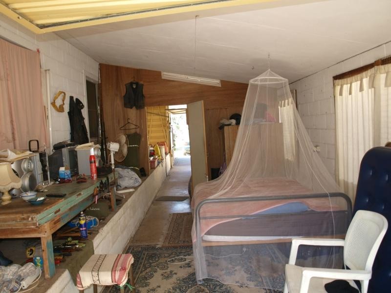 860 Scenic Highway, Kinka Beach QLD 4703