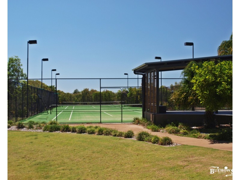 4 Hillside Court, Zilzie QLD 4710