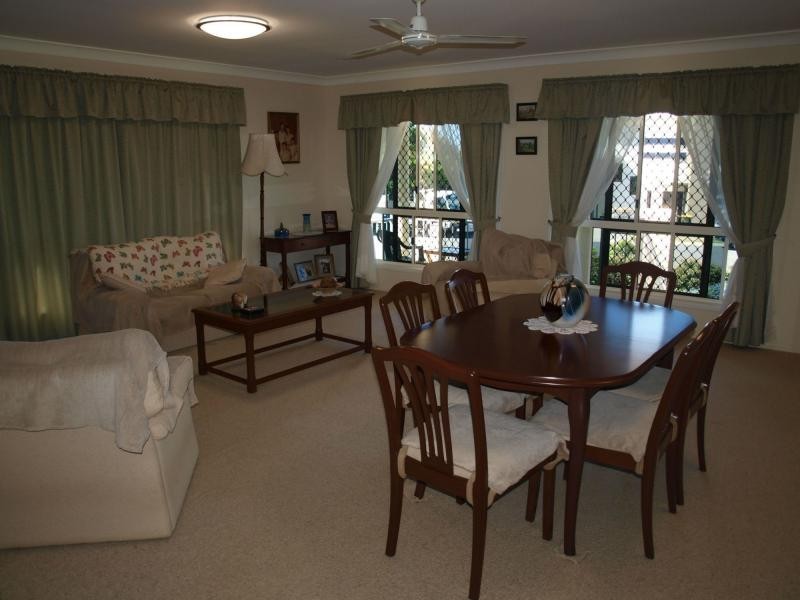 49 Paradise Way, Emu Park QLD 4710