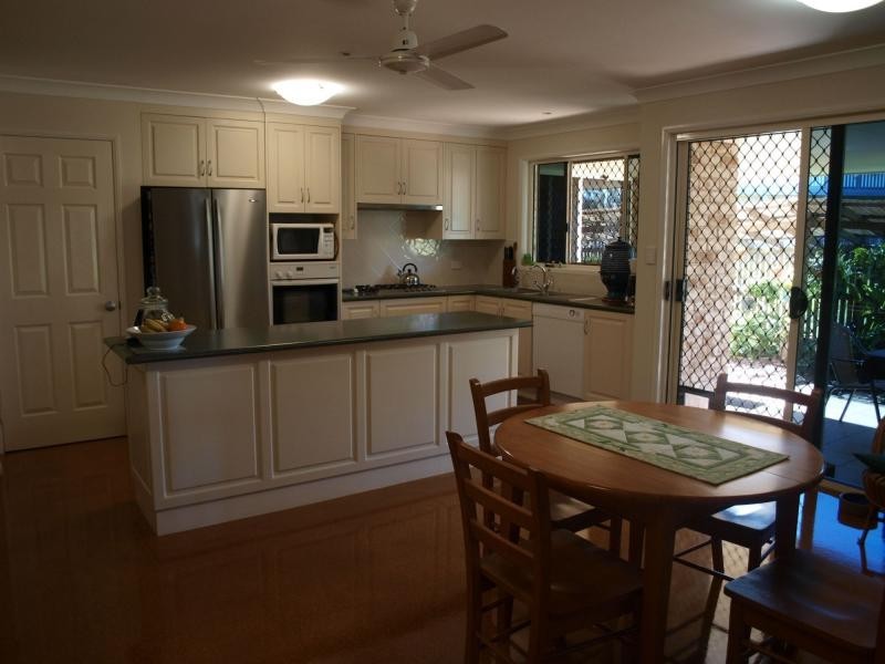 49 Paradise Way, Emu Park QLD 4710