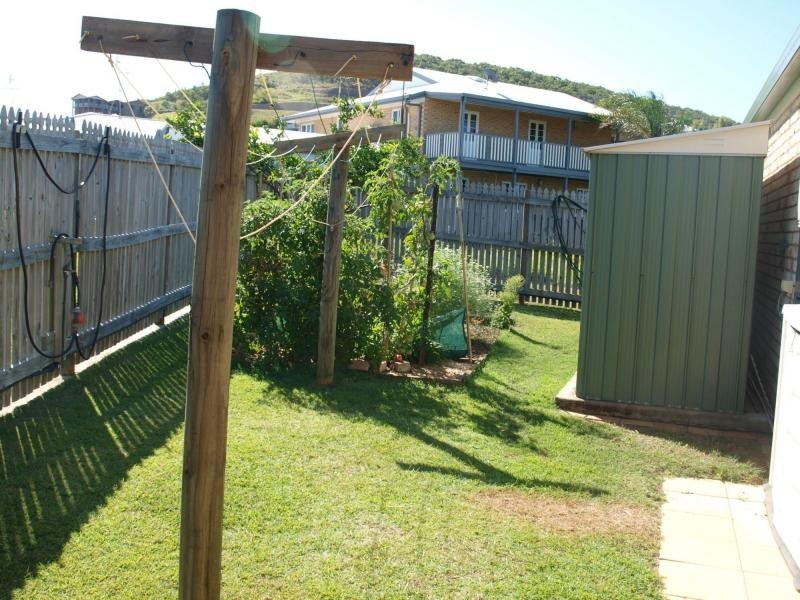 49 Paradise Way, Emu Park QLD 4710