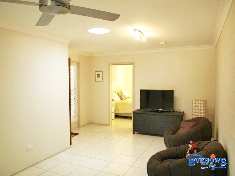 2/59 Hewitt Street, Emu Park QLD 4710
