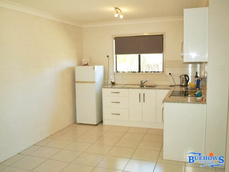2/59 Hewitt Street, Emu Park QLD 4710