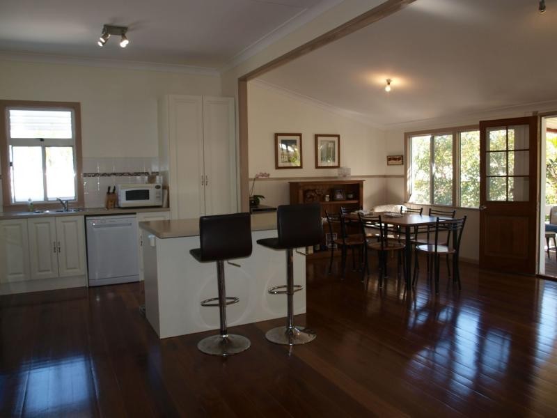 40 Richard Street, Emu Park QLD 4710