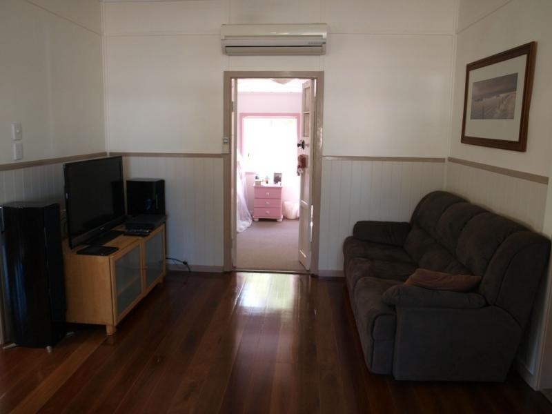 40 Richard Street, Emu Park QLD 4710