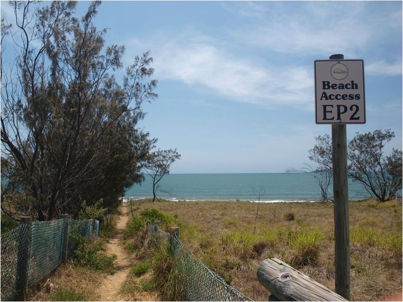 4 Thomas Street, Emu Park QLD 4710