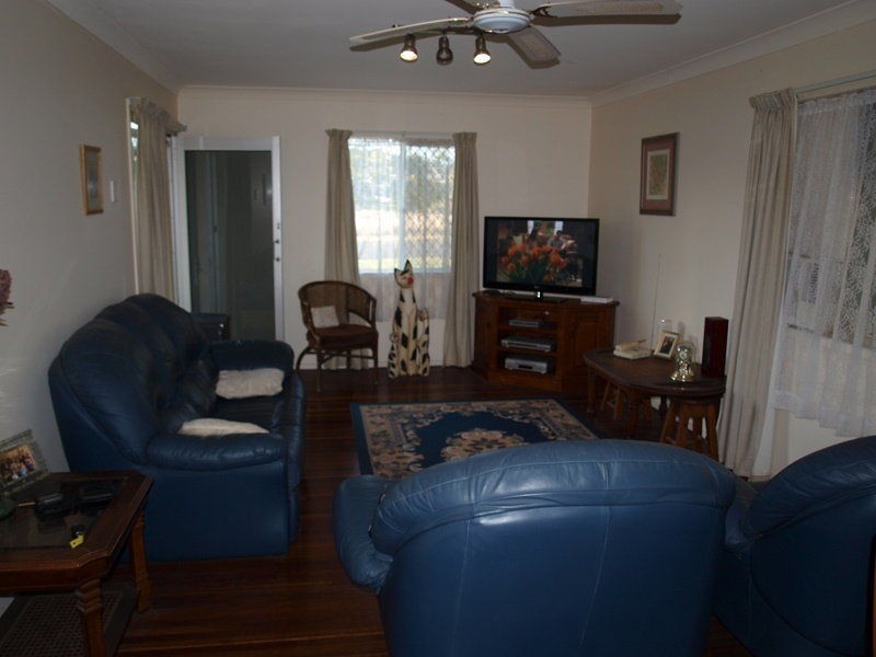 36 Richard Street, Emu Park QLD 4710