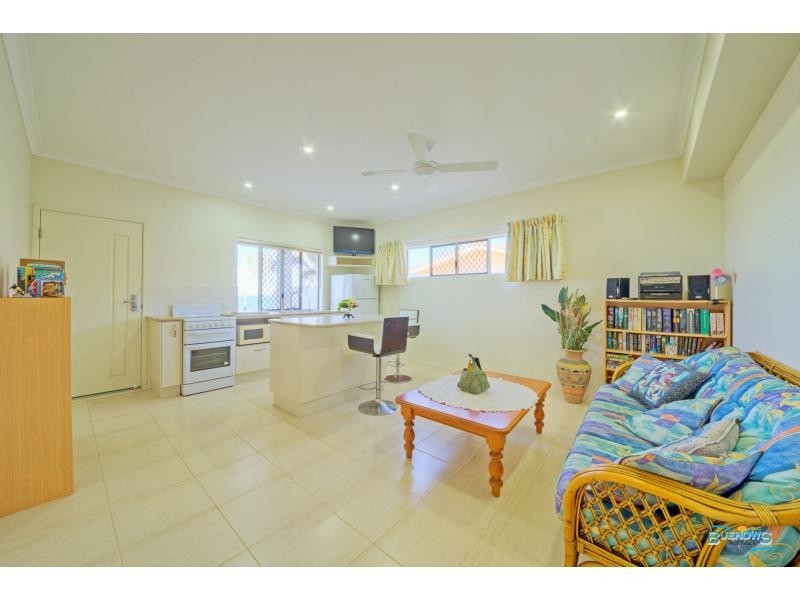44 Reef Street, Zilzie QLD 4710