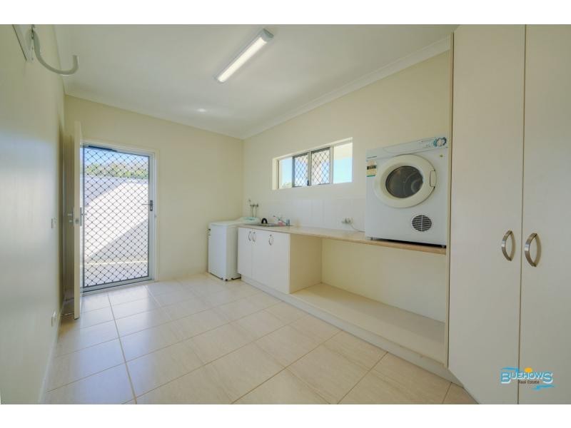 44 Reef Street, Zilzie QLD 4710