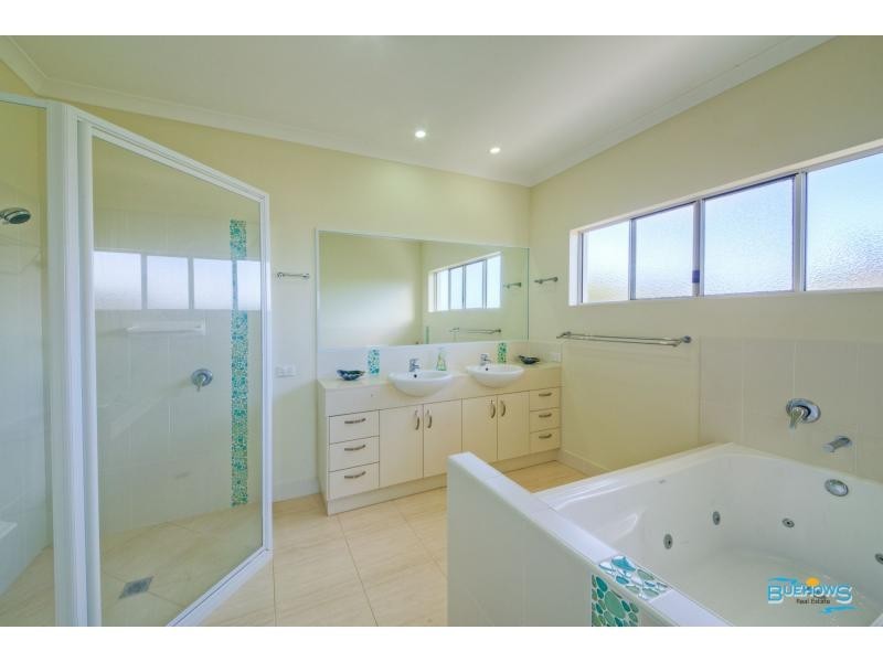 44 Reef Street, Zilzie QLD 4710