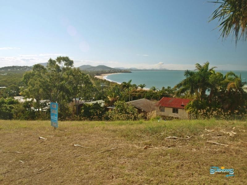 24 Bayview Drive, Lammermoor QLD 4703