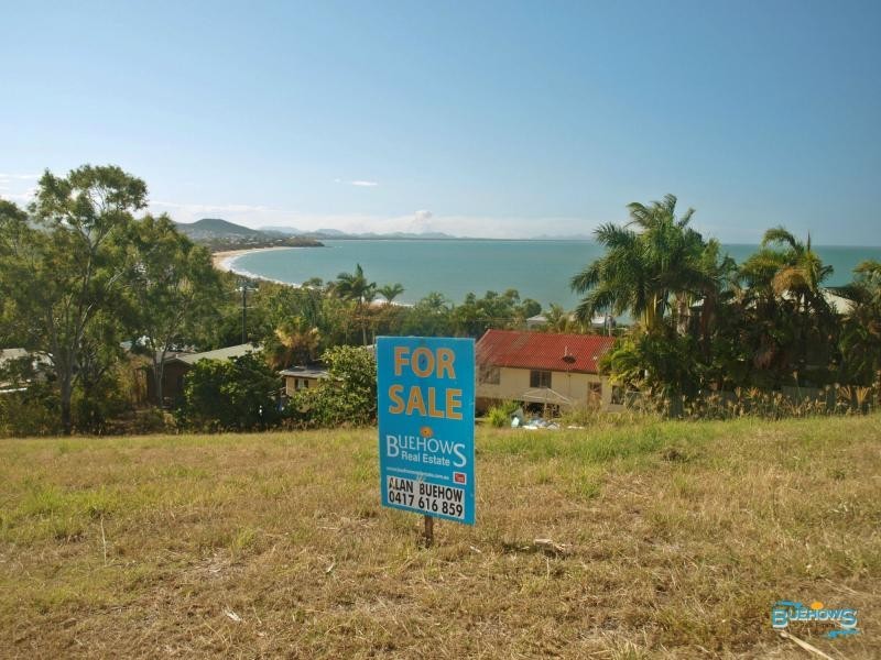 24 Bayview Drive, Lammermoor QLD 4703