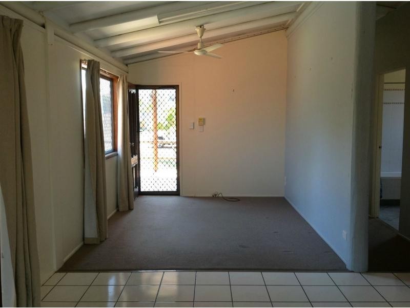 8 Comley Street, Zilzie QLD 4710