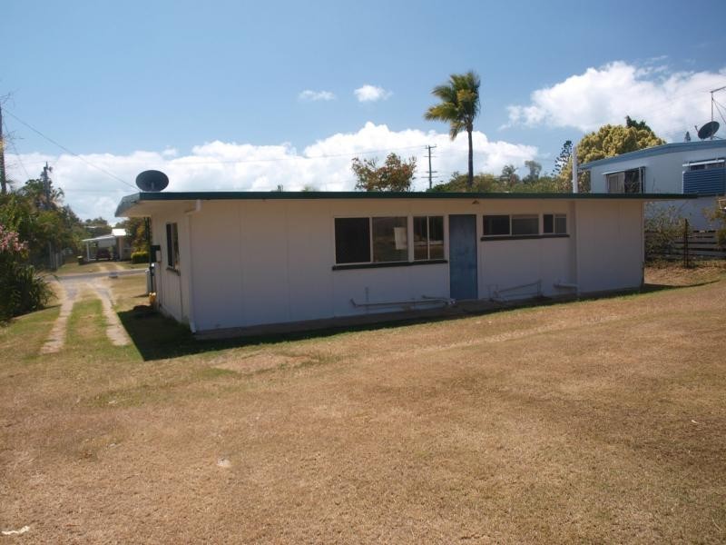 28 Wood Street, Emu Park QLD 4710