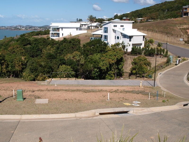 1/18 Gus Moore Street, Yeppoon QLD 4703