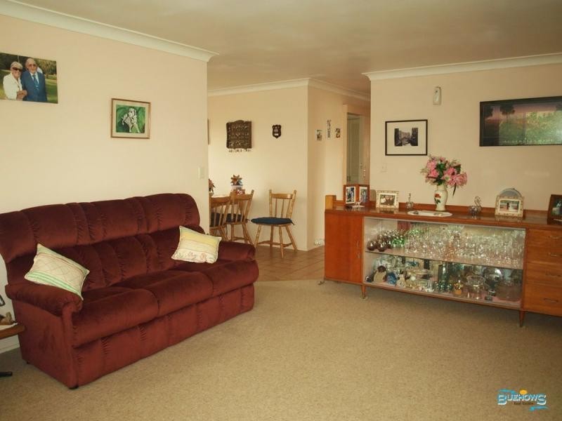 33 Oak Street, Emu Park QLD 4710