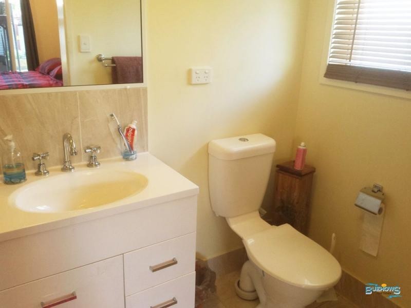 6 Thomas Street, Emu Park QLD 4710