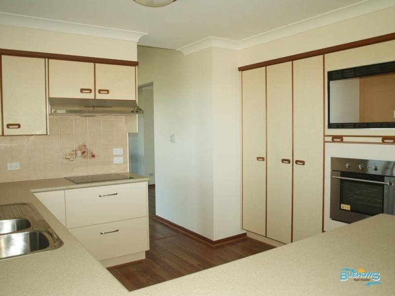 11 Connor Street, Emu Park QLD 4710