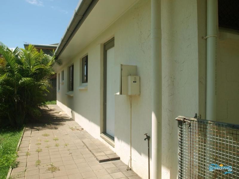 4 Evelyn Street, Zilzie QLD 4710