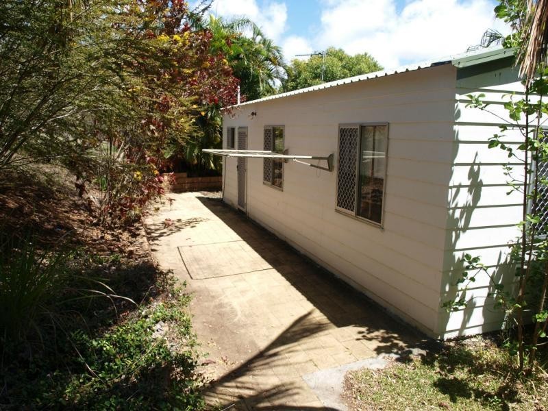 Unit 1/11-13 Gap Street, Emu Park QLD 4710