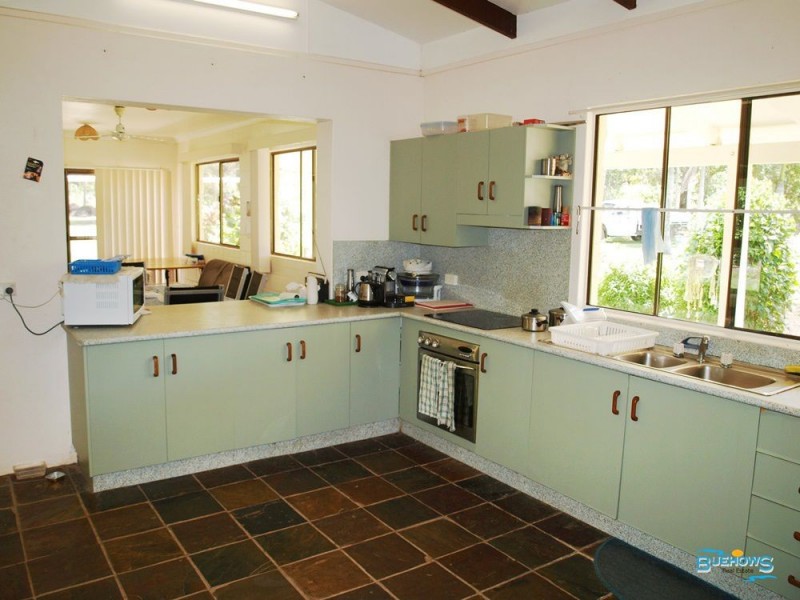 9 Clinton Road, Cawarral QLD 4702