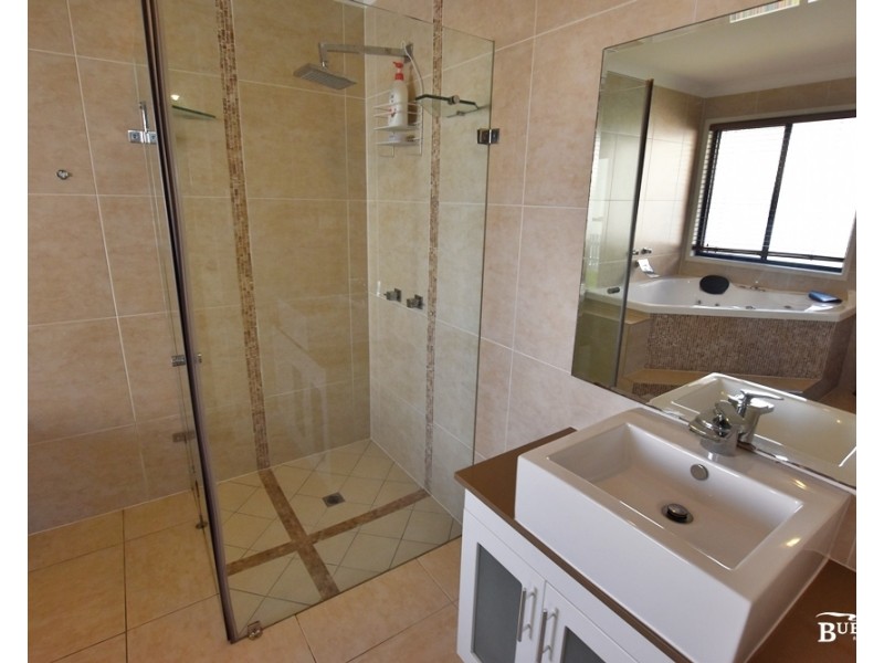 4 Claude Street, Zilzie QLD 4710