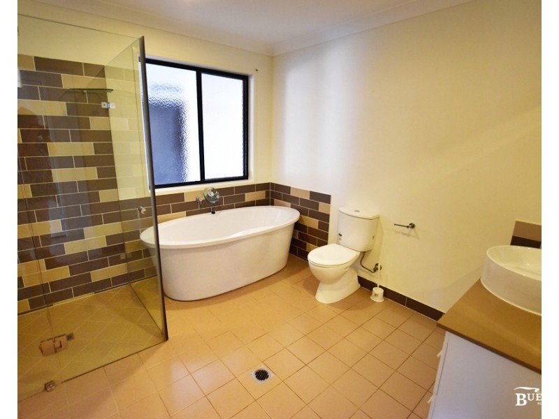 4 Claude Street, Zilzie QLD 4710