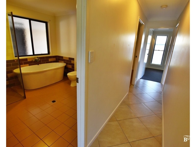 4 Claude Street, Zilzie QLD 4710