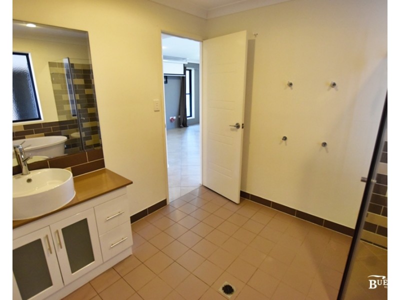 4 Claude Street, Zilzie QLD 4710